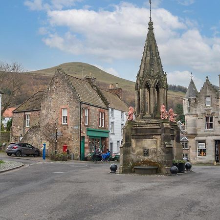 Whinstone Holiday Home In Falkland - Sleeps 8 ภายนอก รูปภาพ
