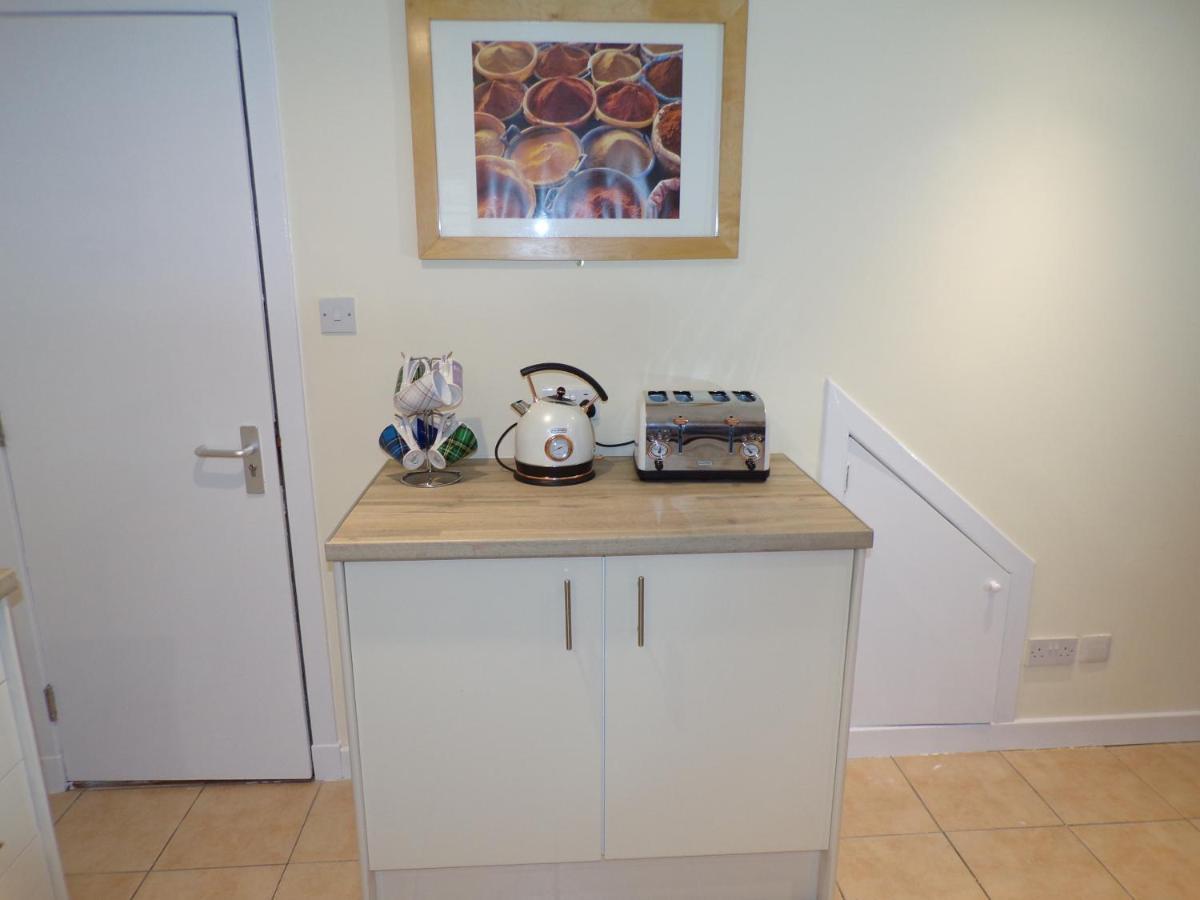 Whinstone Holiday Home In Falkland - Sleeps 8 ภายนอก รูปภาพ