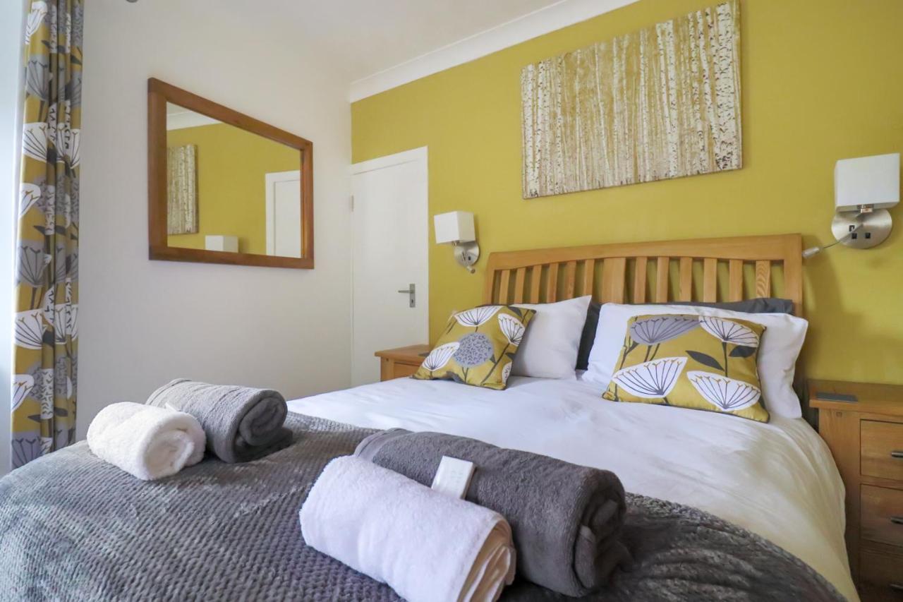 Whinstone Holiday Home In Falkland - Sleeps 8 ภายนอก รูปภาพ