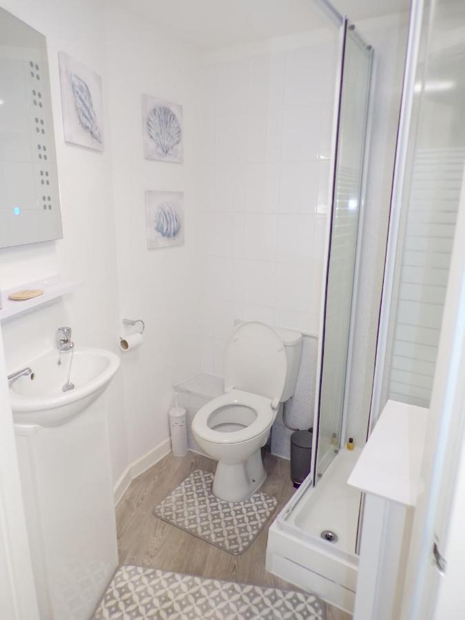 Whinstone Holiday Home In Falkland - Sleeps 8 ภายนอก รูปภาพ