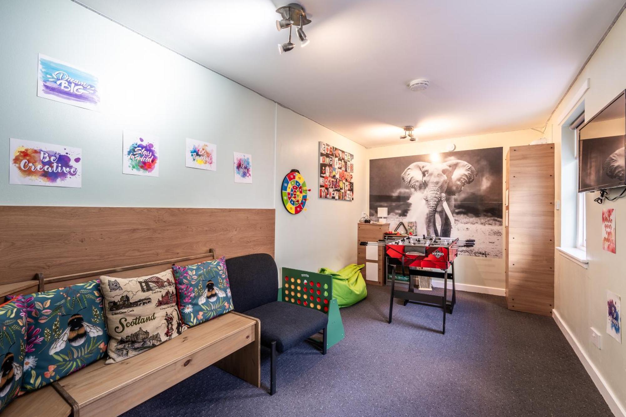 Whinstone Holiday Home In Falkland - Sleeps 8 ภายนอก รูปภาพ