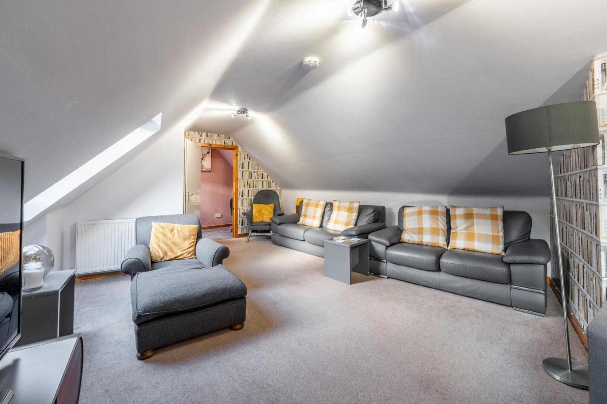 Whinstone Holiday Home In Falkland - Sleeps 8 ภายนอก รูปภาพ